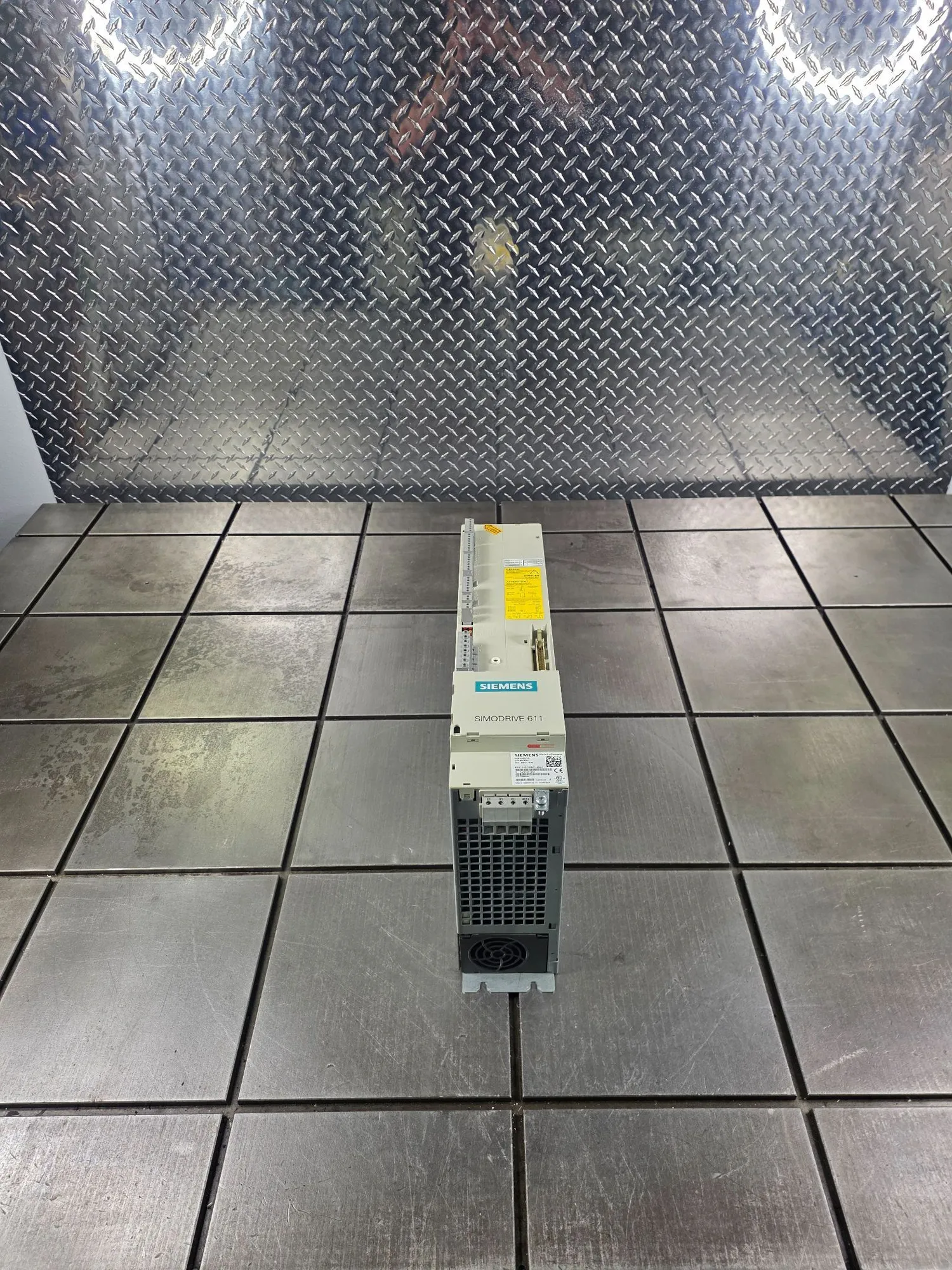 USED SIEMENS SIMODRIVE 611