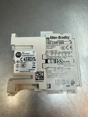 Allen Bradley 100-C09*400 /A w/ 1008-C09D40C /A Relay Coil (7.4.2)