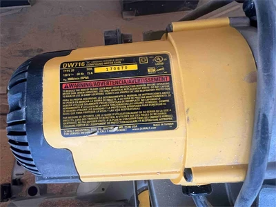 Used DEWALT DW716 Miter Saws California US | MachineryMax #1321474