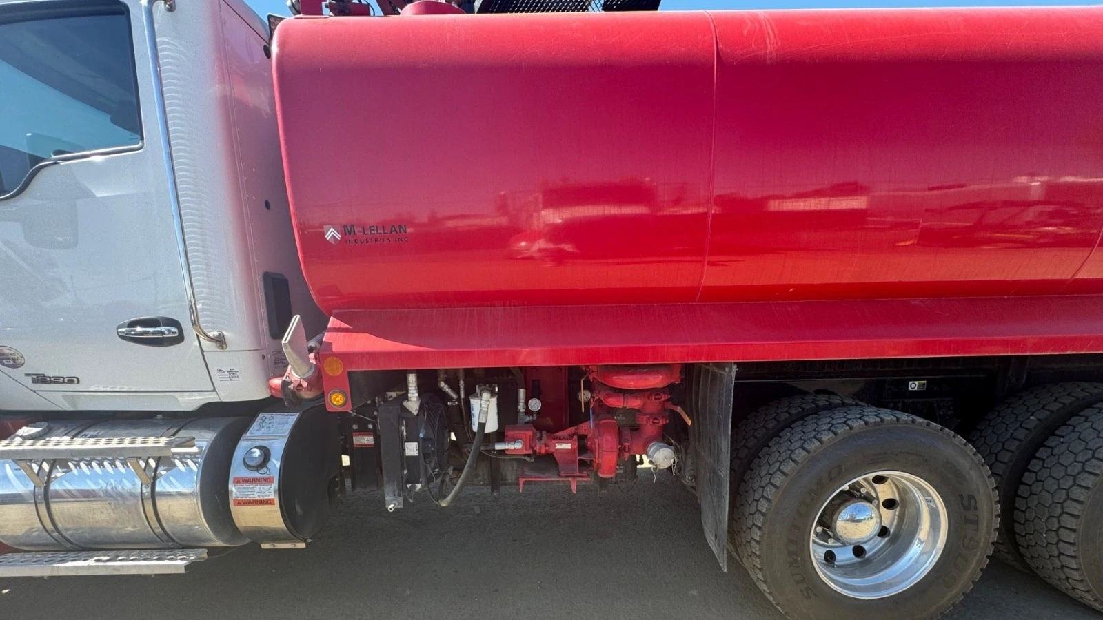 USED 2024 Kenworth T880 WT