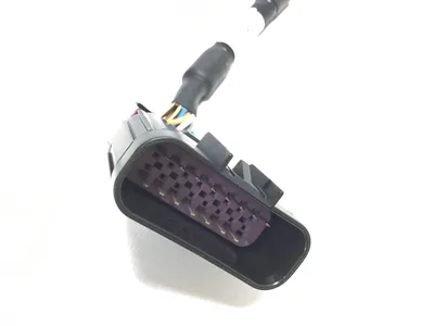Unbranded LMU 3640 HD Universal Adapter Y-Cable