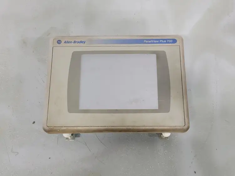 Used ALLEN-BRADLEY 2711P-RP1 CNC & N/C Controls British Columbia CA | Lenmark #246160