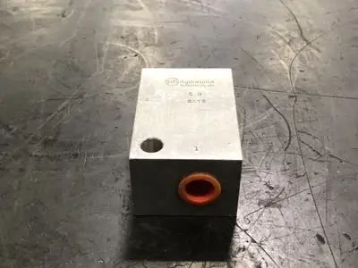 USED SUN HYDRAULICS CAB
