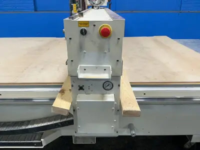 Used AXYZ AUTOMATION INC 5012 CNC Routers Ohio US | HGR 24 #1291974