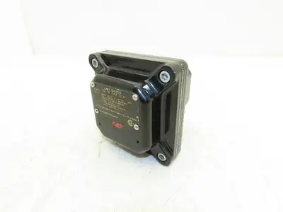 Worcestor/McCANNA 10E 39 SWZ 120A Limit Switch 250-480V Hazardous Location