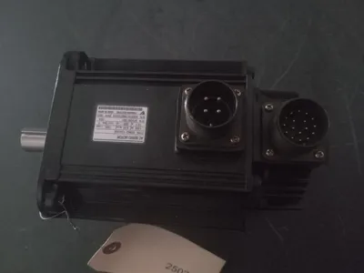 USED Yaskawa Electric Corporation SGMG-13A2AB