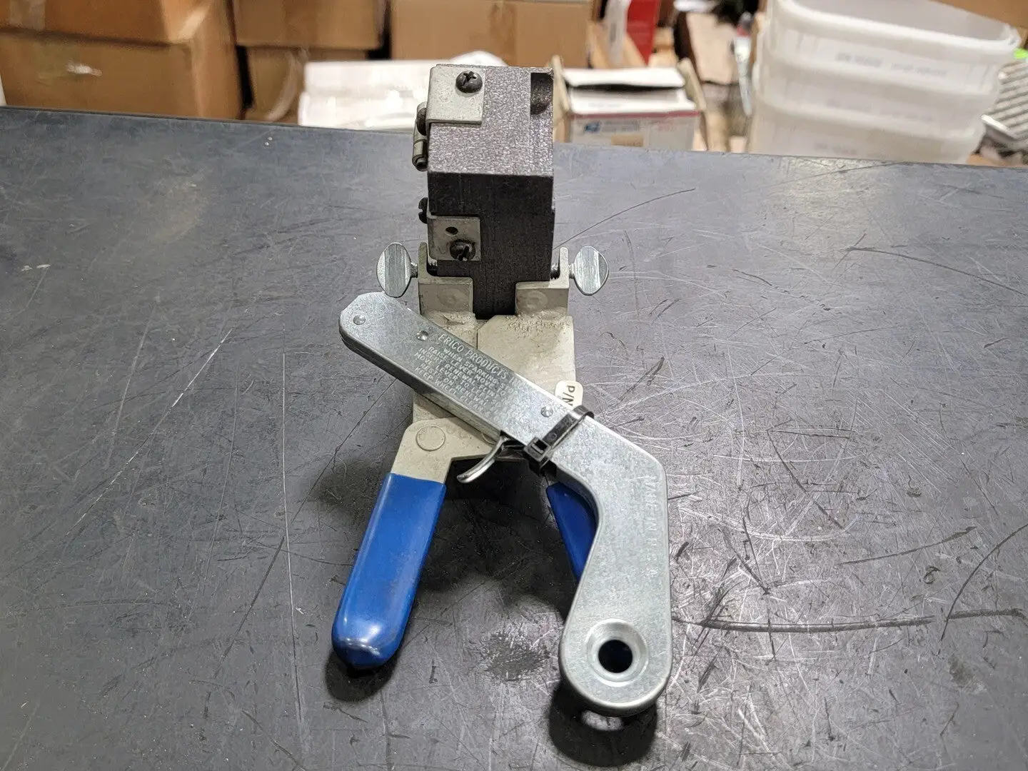 Mold Handle Clamp and Mold