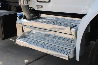 New | in-Stock 2027 PETERBILT 548 Rolloff Trucks Texas US | Roll Off Truck World #1492013