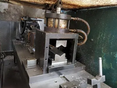 USED 1998 HAUSE 811-H