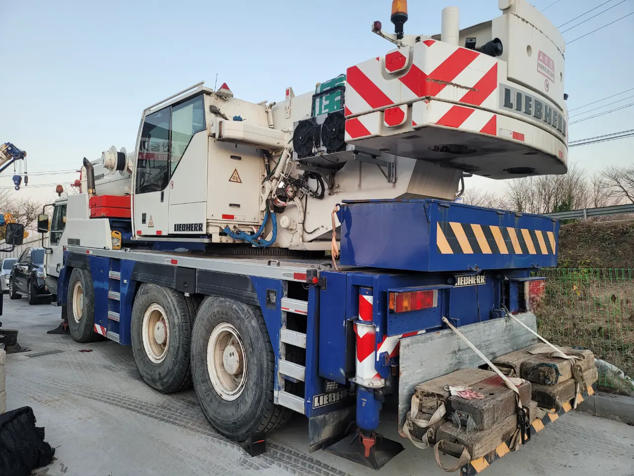 Used 2004 LIEBHERR LTM 1055-1 Rough Terrain Cranes Texas US | Uriquip #1420999