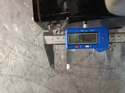 NEW UNIVERSAL FLOW MONITORS MM-DSB100LM-8-700V
