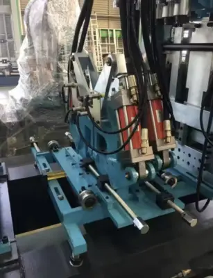 80/120-300 Full Automatic CZ Channel Stud Truck Purlin Profile Roll Forming Machine in China