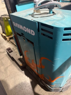 Used RAYMOND 20i-R40TT Stackers Michigan US | iGAM Industrial Marketplace #1337506