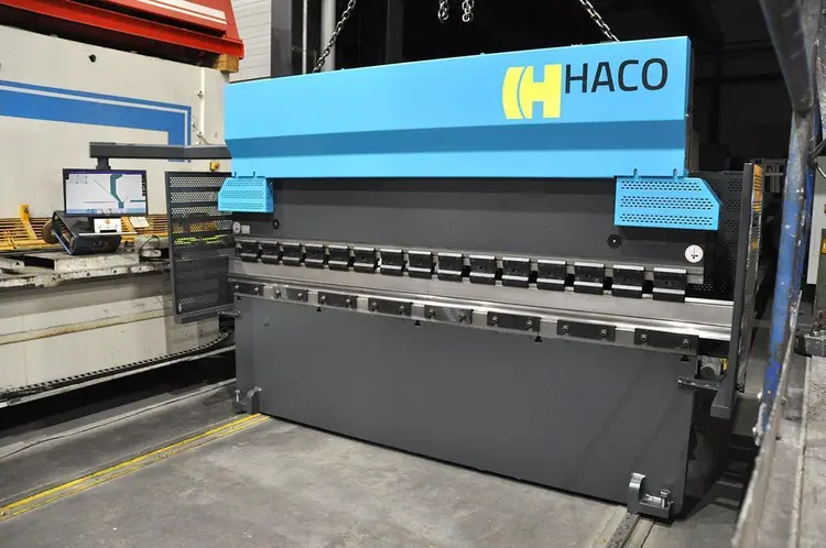 Used HACO PPM 100 TON X 3100 MM CNC Press Brakes | Apt International N.V #372965