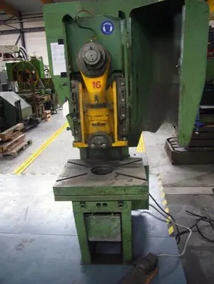 USED CLAEYS EP 63 TON