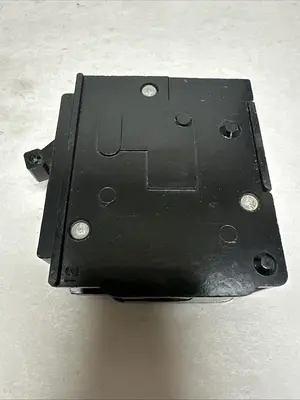 Used CROUSE-HINDS MP120 Circuit Breakers | Surplus Asset Holdings #1190188