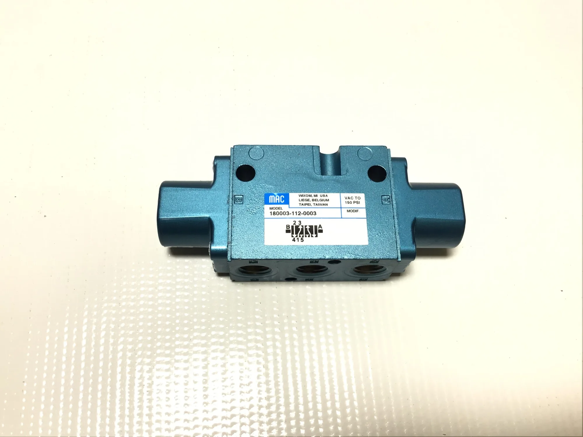 MAC 180003-112-0003 4-Way Pneumatic Valve 150 PSI