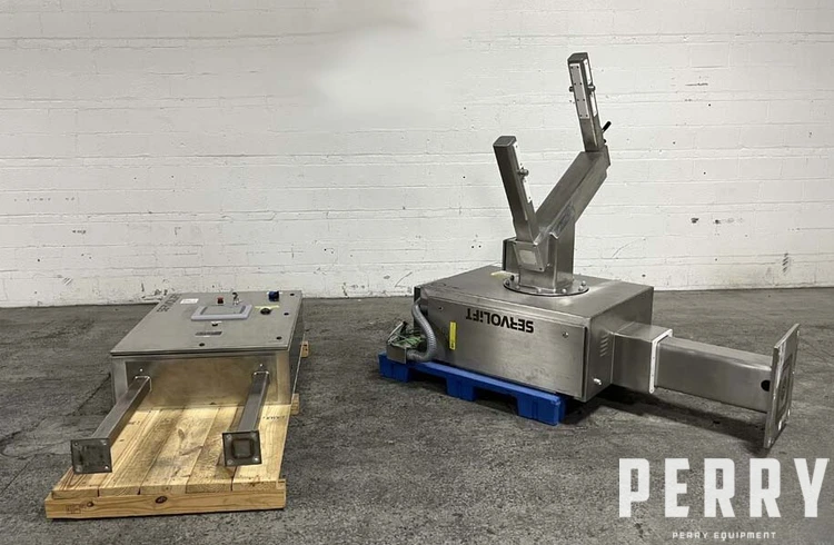 SERVOLIFT MB Mixer Powder Tumbling | Perry Equipment
