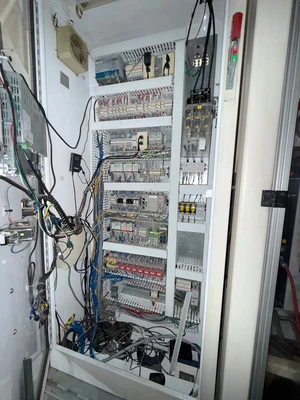 USED ABB IRB 4400/45, MAGICWAVE 4000