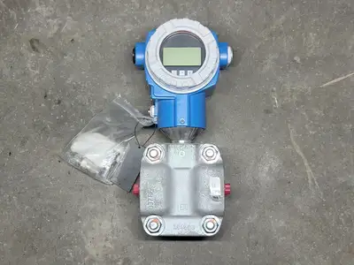 USED ENDRESS+HAUSER PMD70-UBC7D4BBAA