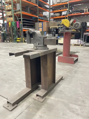 Welding Table with Vise