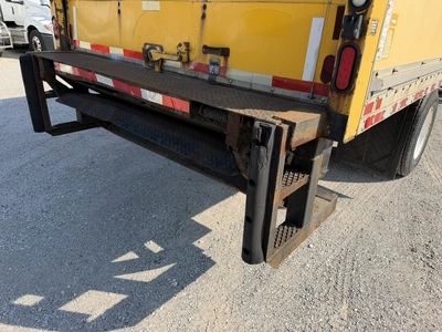 Used 2001 INTERNATIONAL 4900 4X2 Box trucks Indiana US | Miedema Asset Management Group #1414683