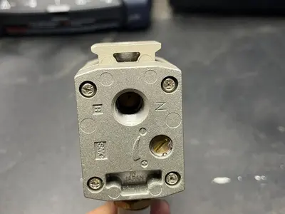 SMC NAV2000-N02-5DZ VALVE
