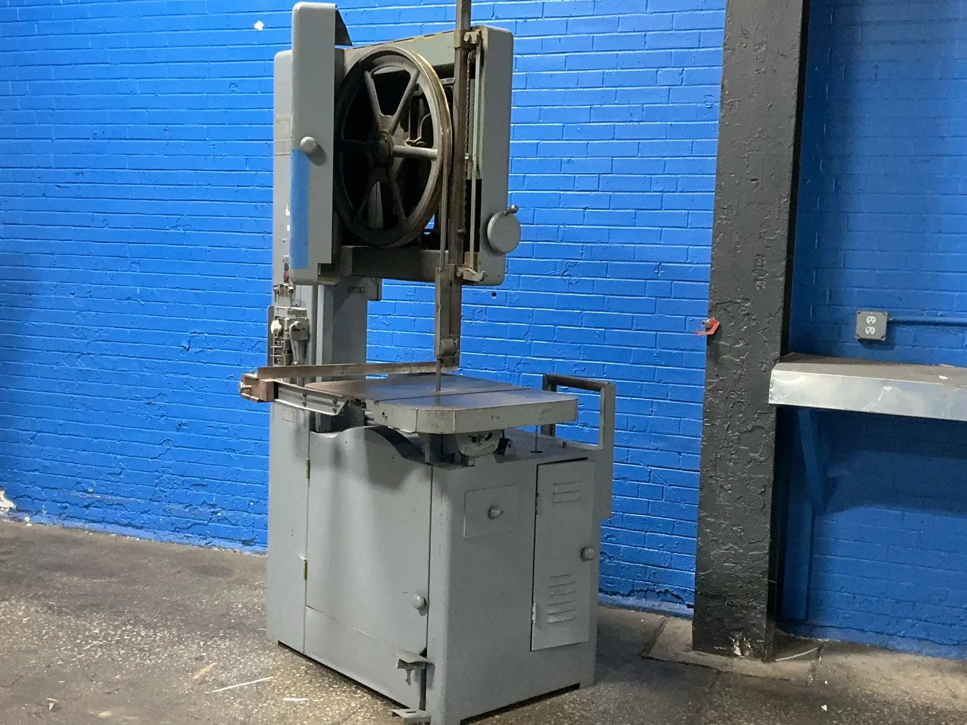 Used GROB NS24 Vertical Band Saws Ohio US | HGR 24 #1705004
