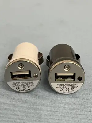 (MANY) USB Vehicle / Car Power Outlet Chargers (Black & White)