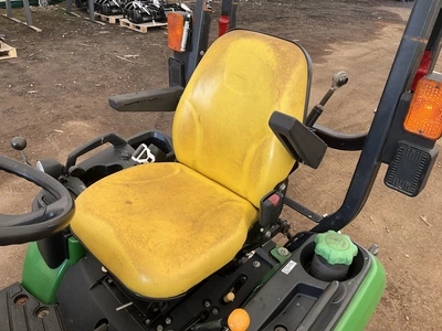 Used JOHN DEERE 1025 R Sub-Compact & Compact Tractors Michigan US | Miedema Asset Management Group #1413783