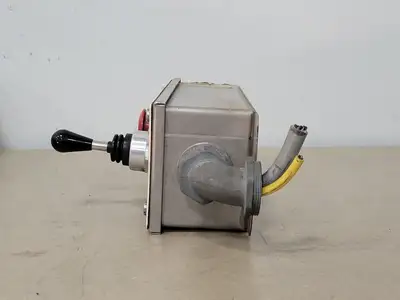 USED ALLEN-BRADLEY 800R-4HZ4