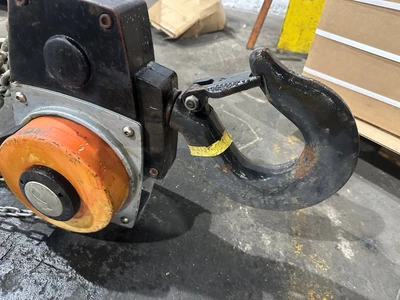 CM HURRICANE 10TON CHAIN HOIST - MANUAL