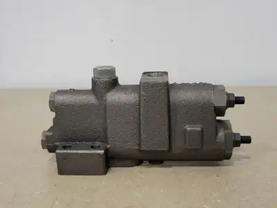 Hydraulic Valve 10F167