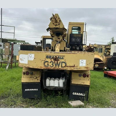 USED GRADALL G3WD 4X2