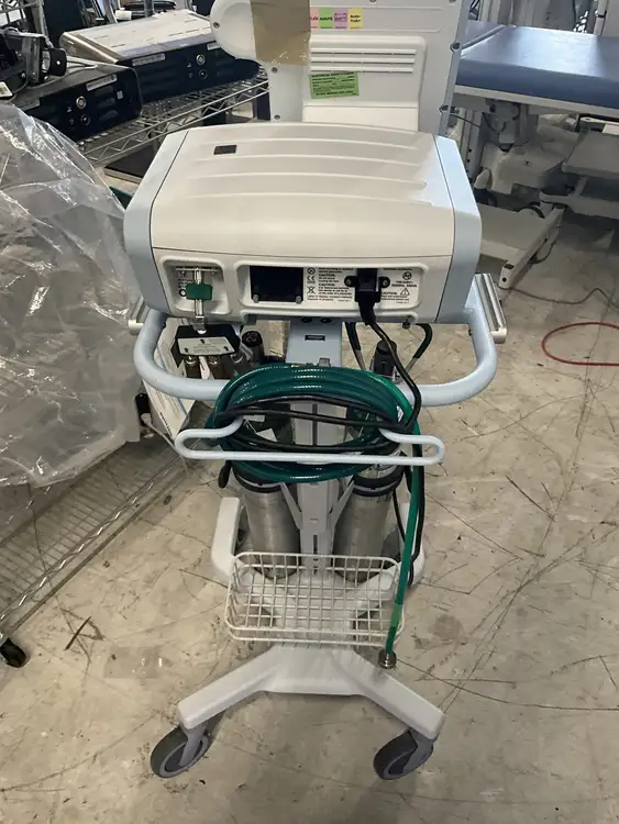 Used CareFusion VELA Respirators / Ventilators Texas US | PT Medical Technologies #1458765