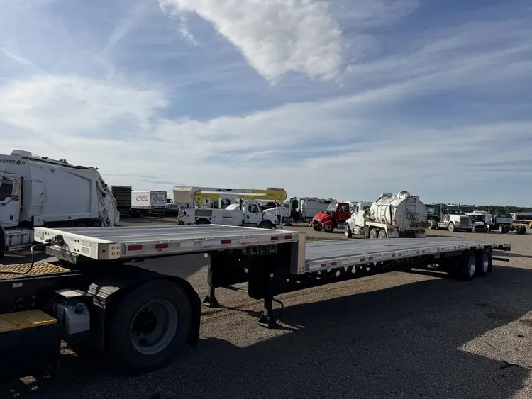 Used 2023 MANAC 13253C0B0L LEGEND SD STEP DECK Flatbed Trailers Minnesota US | Carco Truck & Equipment #1520129