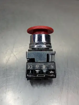USED Siemens 52PP2W2A Non-Illuminated Red E-Stop Push Button Switch