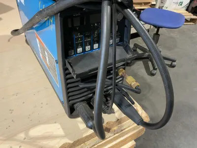 Used MILLER DYNASTY 200 PORTABLE AC/DC TIG AND STICK INVERTER WELDER Tig Welders Michigan US | Miedema Asset Management Group #1424981