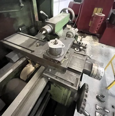 TOS Trencin SUI 40 Lathe
