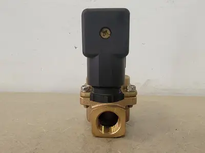 USED SMC 30-VXZ2240-04N-2D