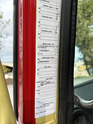 USED 2011 AUTOCAR XPEDITOR