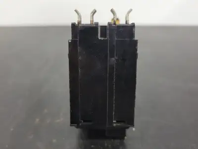 USED SQUARE D QO220