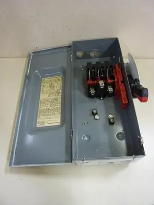 USED SQUARE D HU363 SER F1