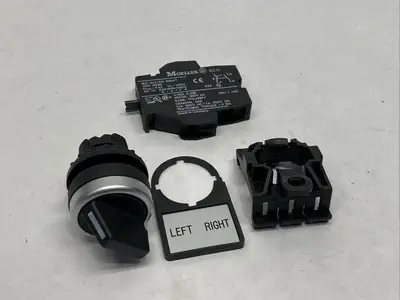 5612 | Moeller  2-Position Selector Switch Assembly Black - New Other