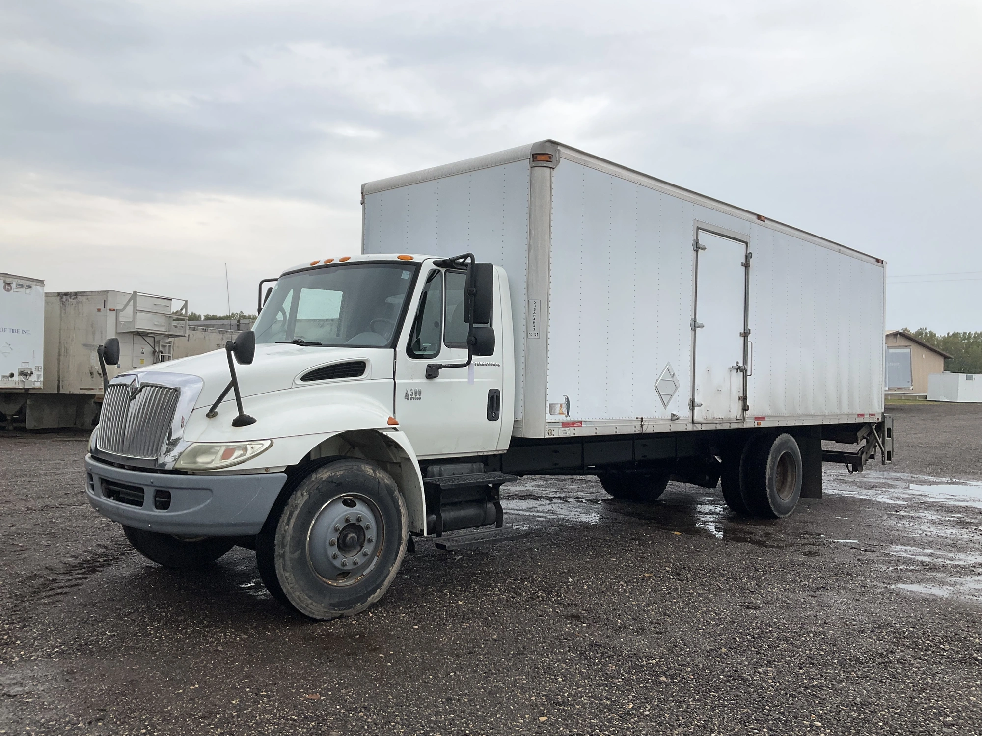 Used 2005 INTERNATIONAL 4300 Box trucks Michigan US | Miedema Asset Management Group #1568266