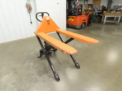 Interthor MSL2745 Manual Pallet Lifter 2200lb Jack 45" Long 32" Lift Height