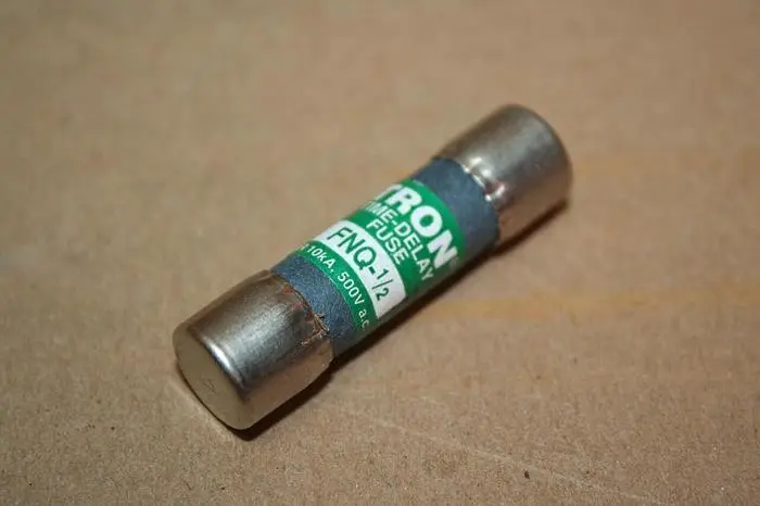 Used TRON / BUSSMANN FNQ-1/2 Fuses Michigan US | Ideal Machinery #592385