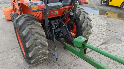 USED 2013 KUBOTA L3560