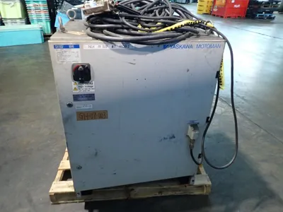 USED 2010 YASKAWA MOTOMAN MH6