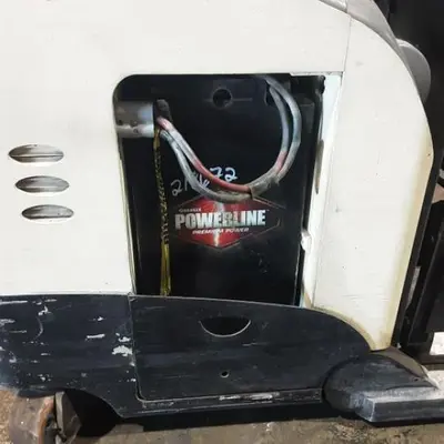 USED 2016 CROWN RR5725-45